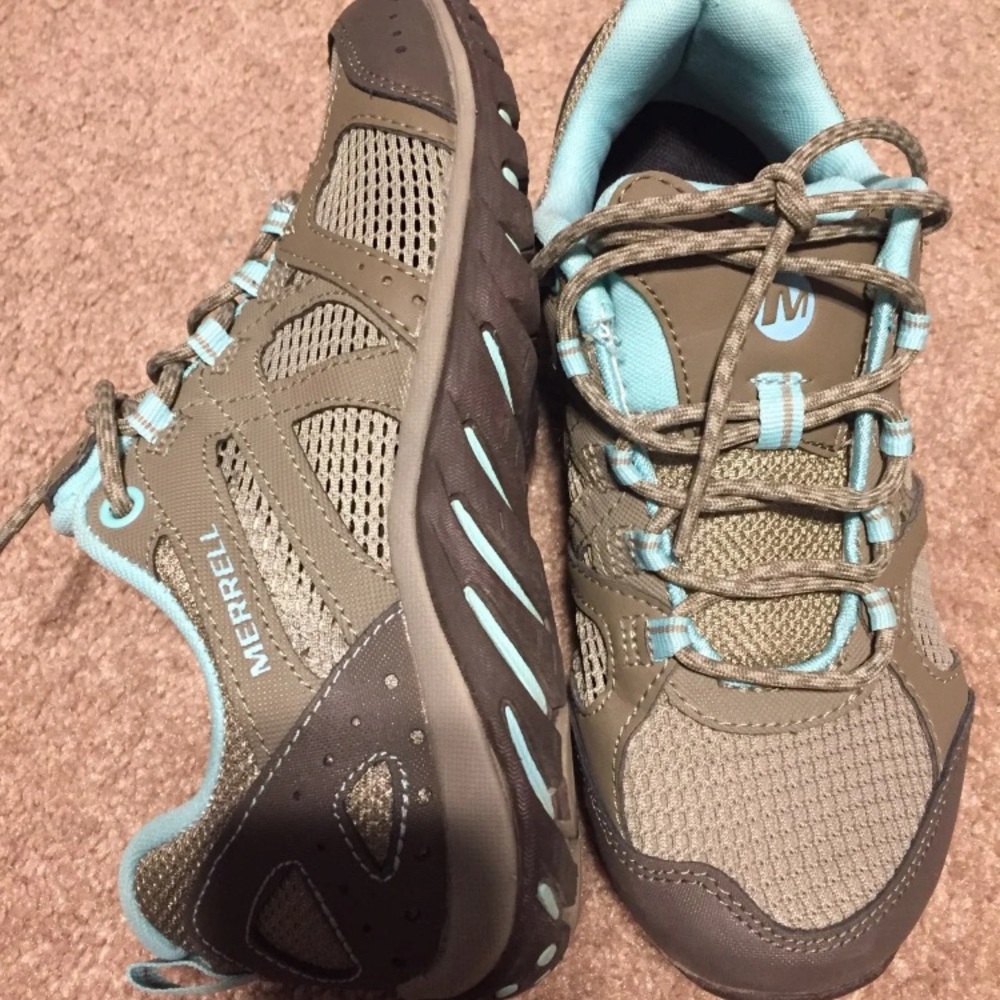 Merrel shoes size 6.5